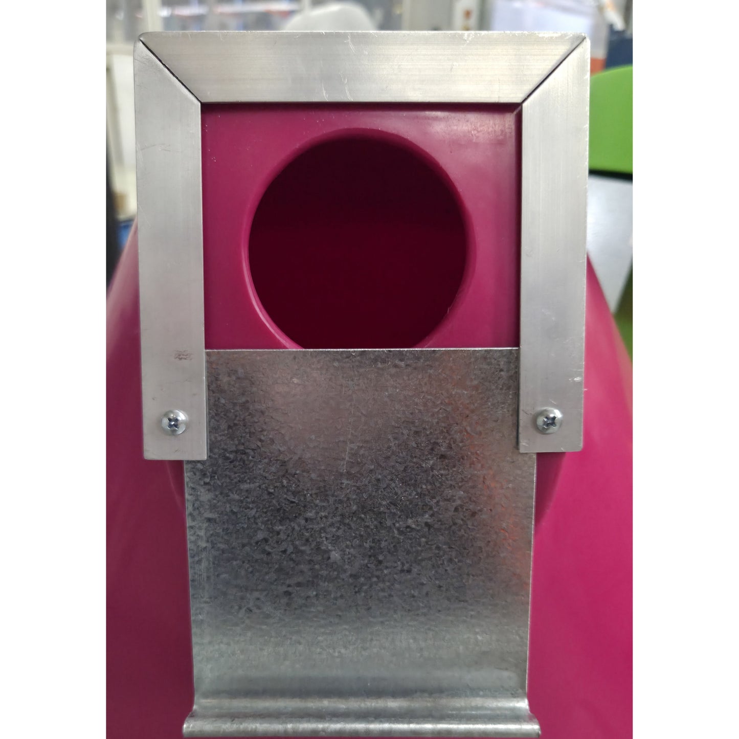 200 litre Silo & Galvanised Stand - Green - Fine Feed